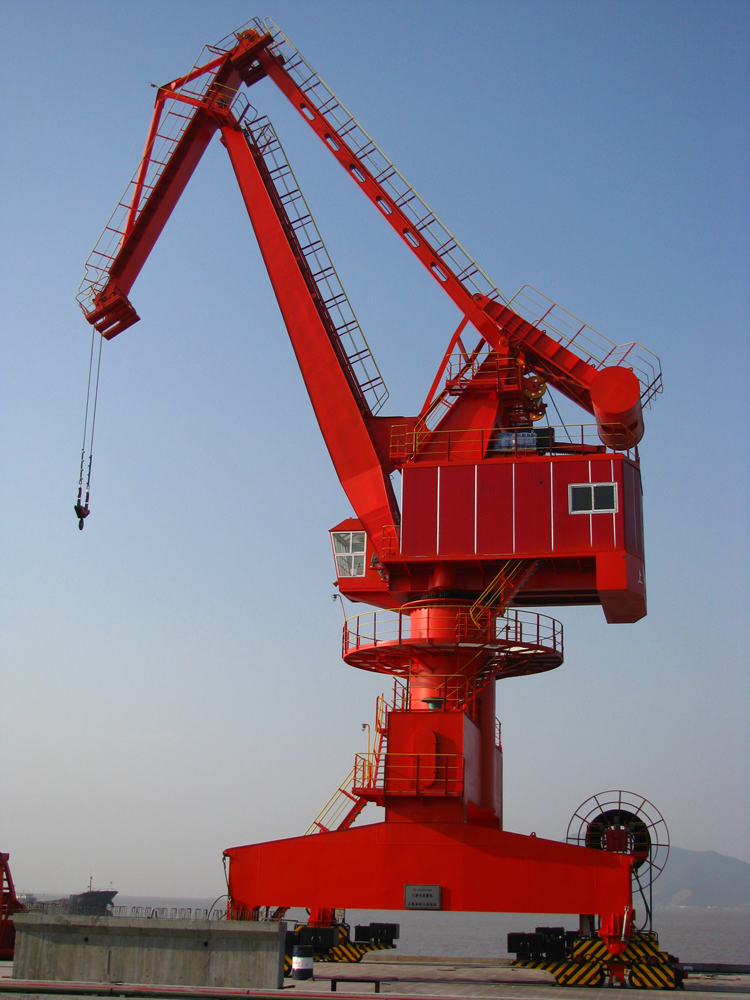 湖南湘潭門座起重機(jī)廠家設(shè)備技術(shù)特點(diǎn)