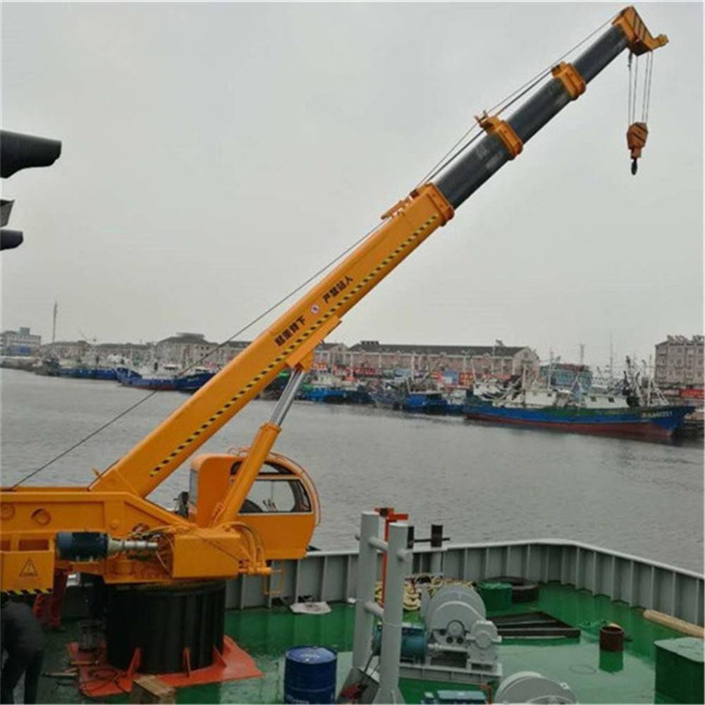 江蘇常州甲板起重機(jī)廠家起重機(jī)防腐工藝嚴(yán)格